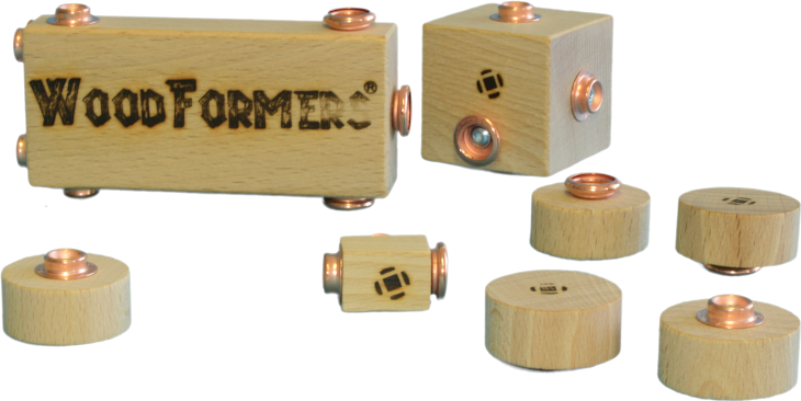 WoodFromers Duckling in delaborate state, in her pieces